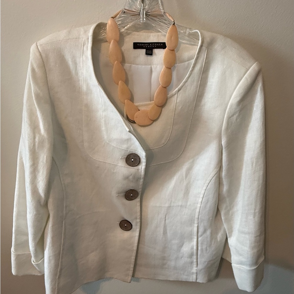 Women's White Linen Jacket with Shell Buttons - Picture 5 of 7